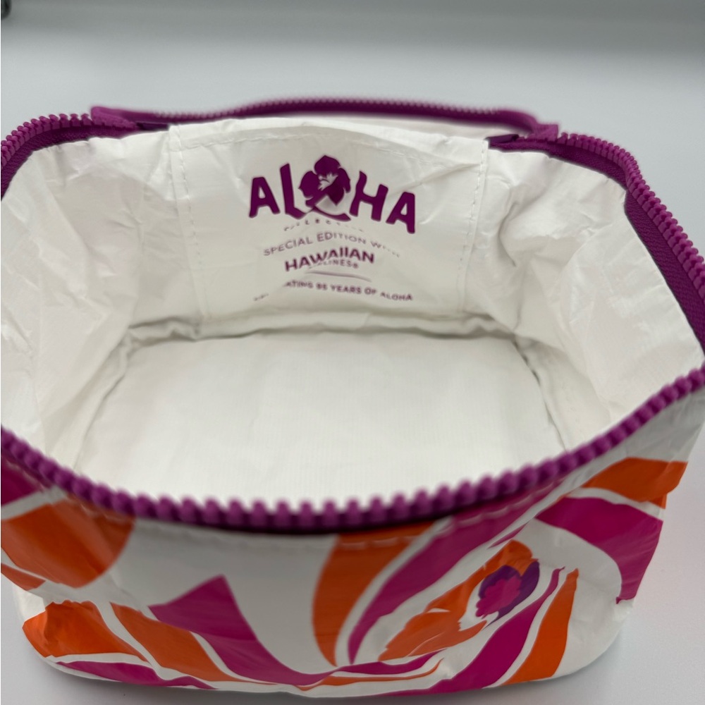 NWT Aloha Collection x Hawaiian Airlines Dopp kit & Cabin Crew - Picture 10 of 15